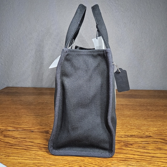 Coach Cargo Tote NWT - Picture 8 of 11